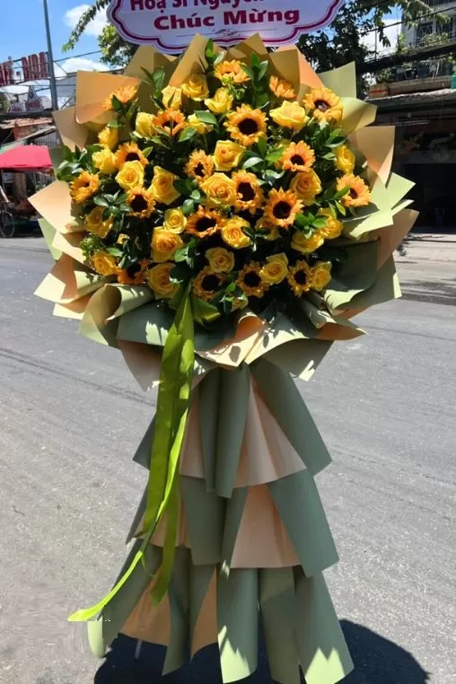 Cây, kệ hoa 1