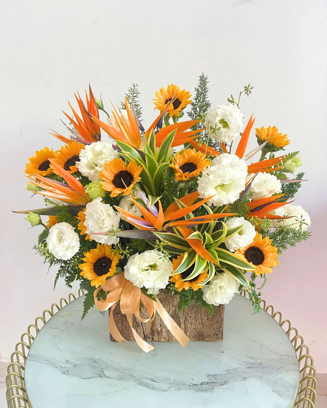 Lẵng Hoa Bừng Sáng