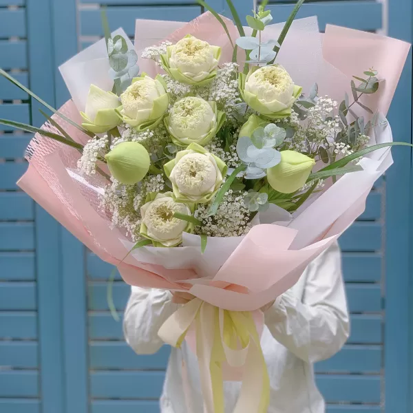 Bó hoa sen trắng + baby